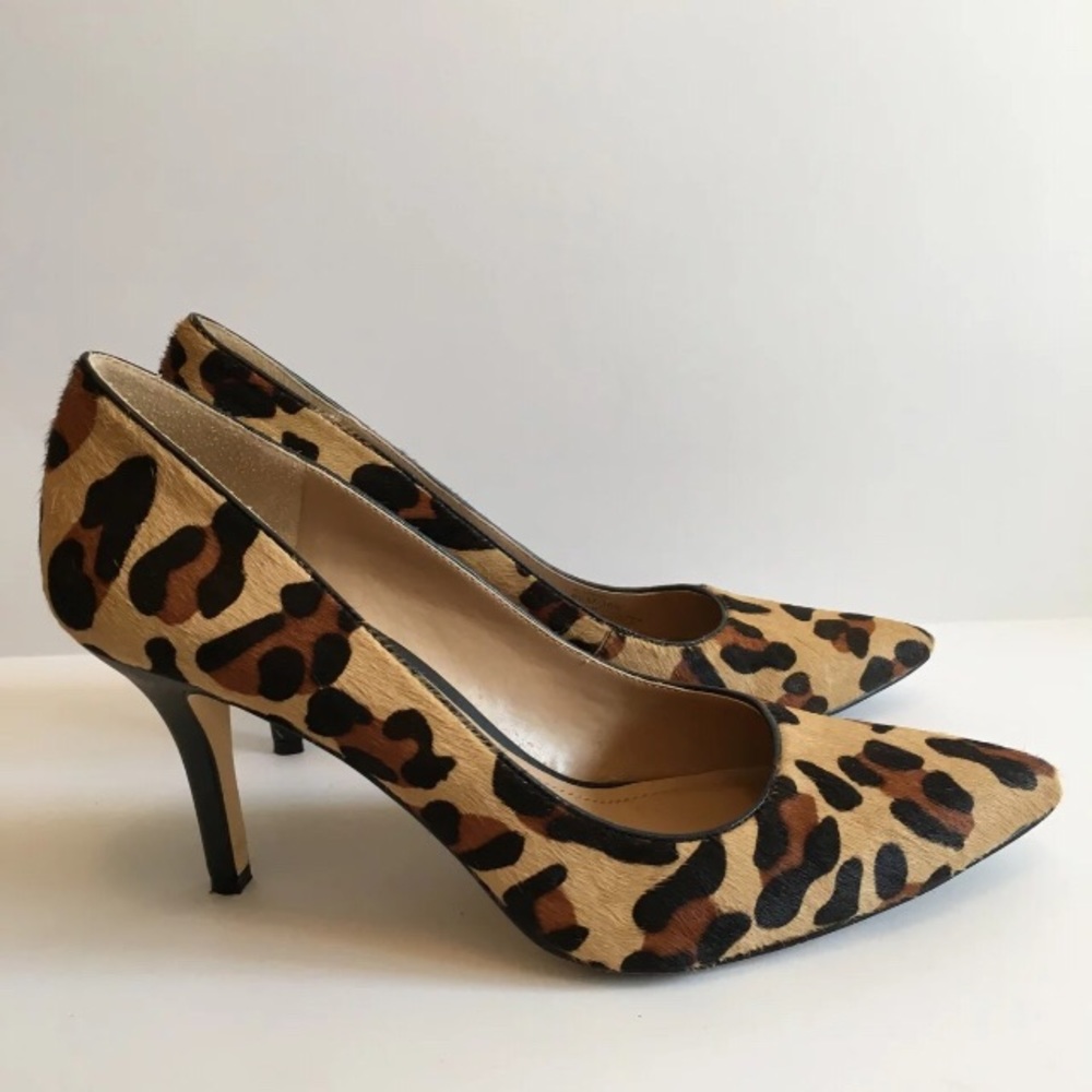 BCBG leopard pumps